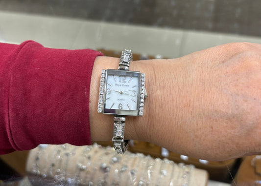 Reloj cuadrado con circones- Plata