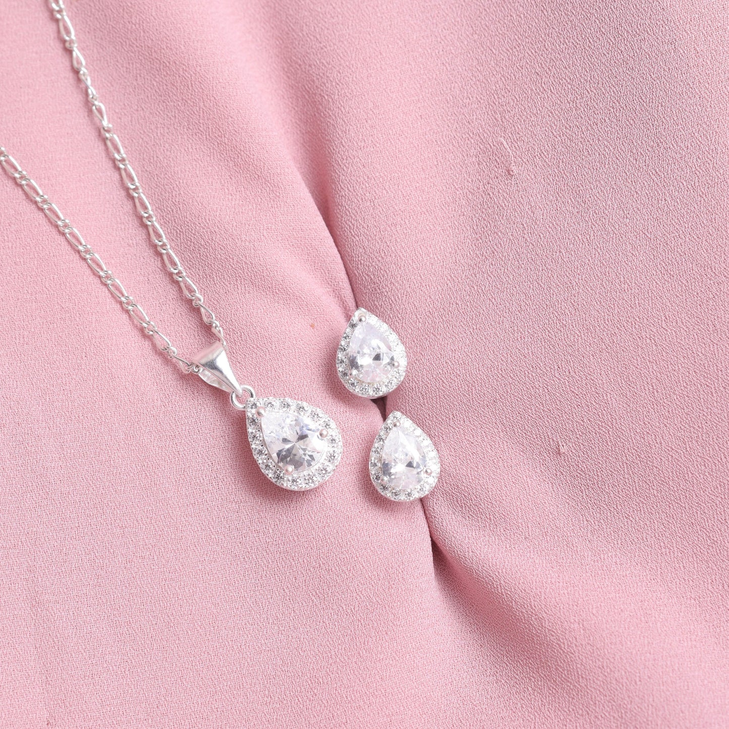 Juego gota con circon blanco - Plata