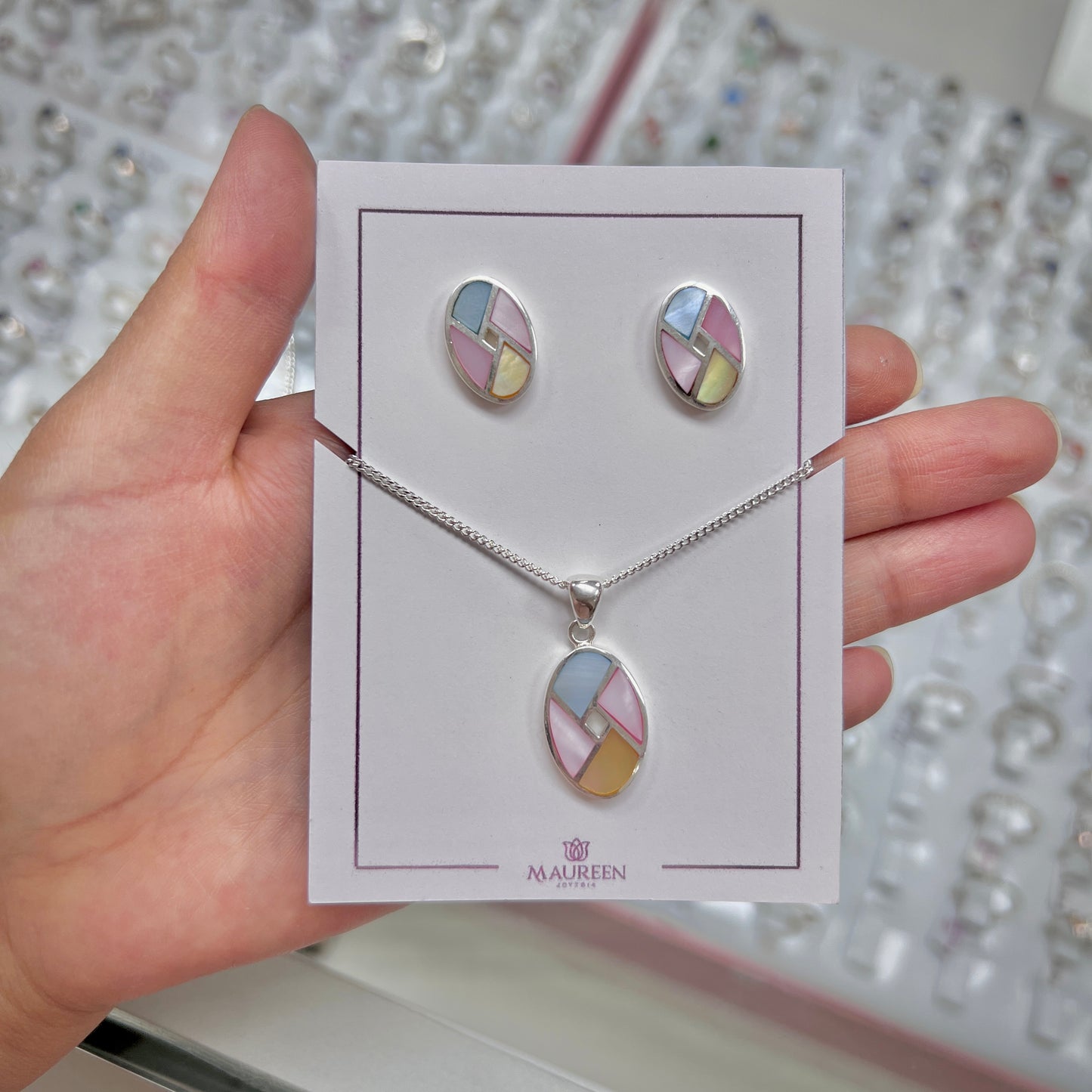 Juego oval piedra natural nacar pegado - Plata