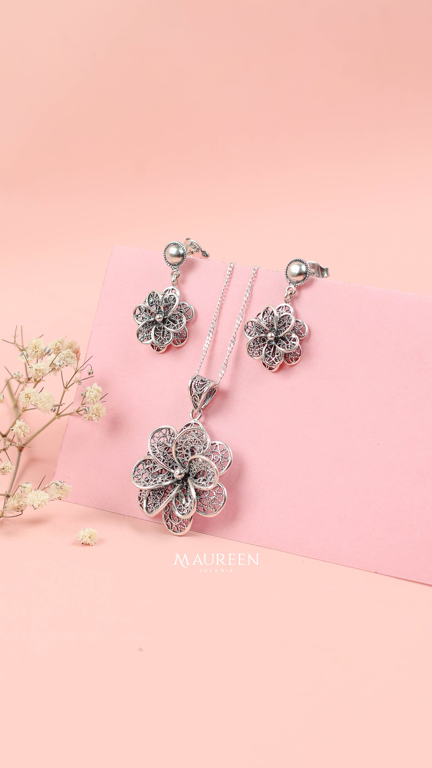 Juego flor plata quemada poste