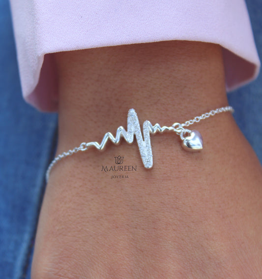 Pulsera ritmo cardiaco con dije corazón - Plata