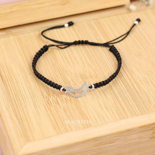 Pulsera de hilo negro dije luna - Plata