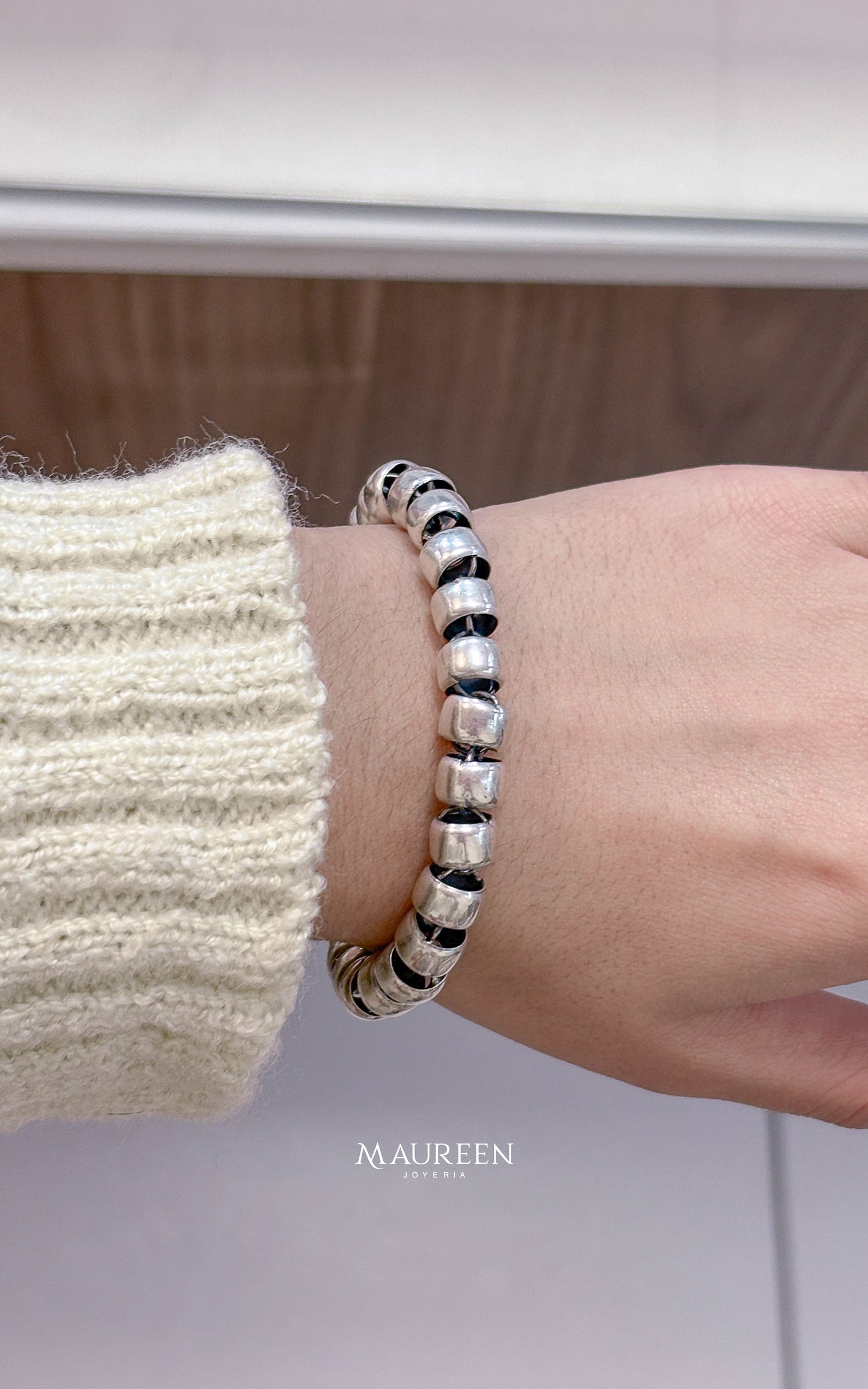 Pulsera con donas grandes - Plata quemada