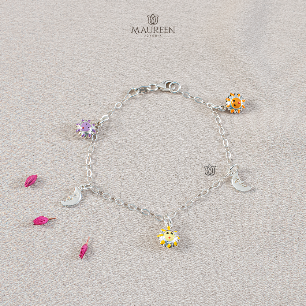 Pulsera para niña con dijes sol y luna - Plata