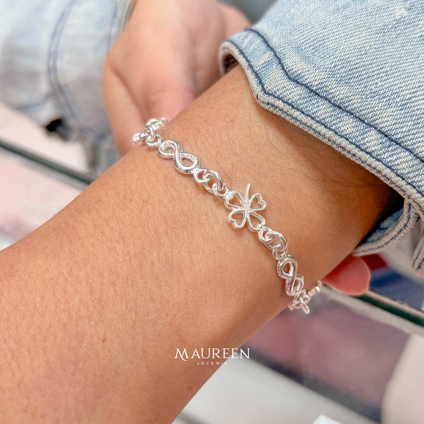 Pulsera trebol calado con infinitos - Plata