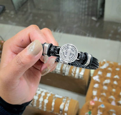 Pulsera de cuero San Benito - Plata