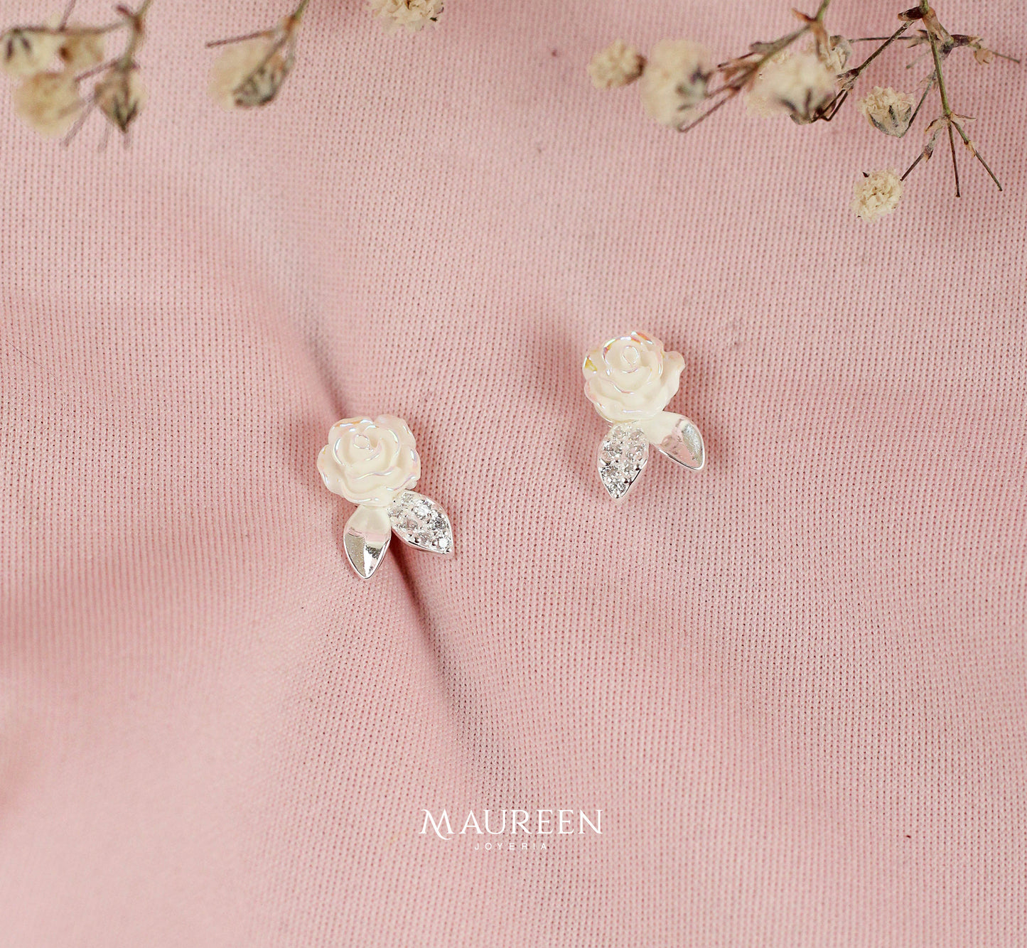 Arete rosa blanca con circones - plata