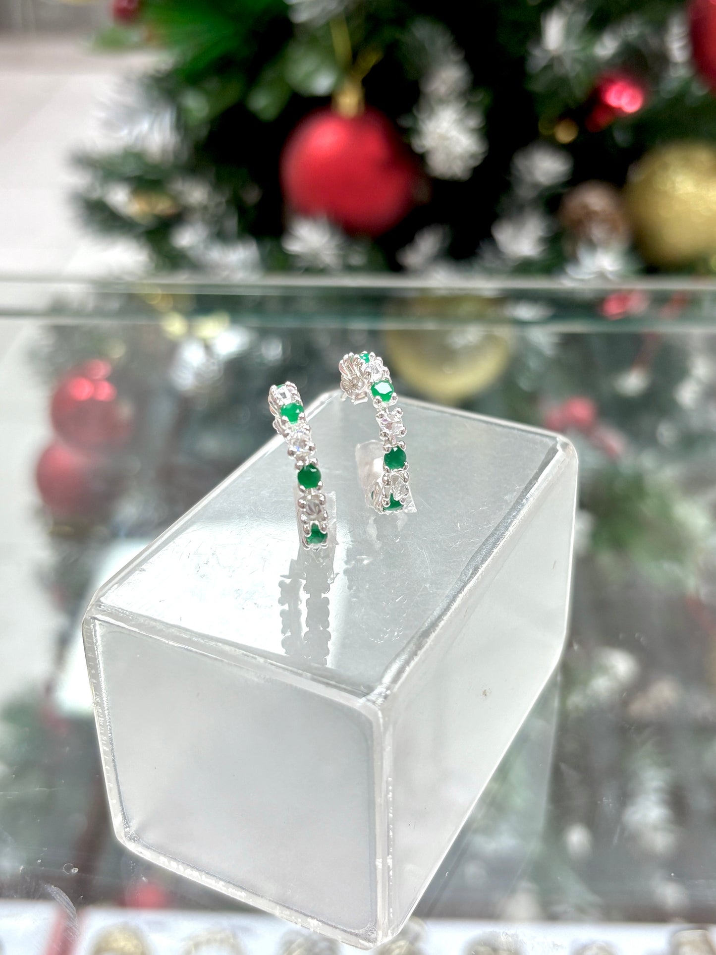 Argolla con circones poste - Plata