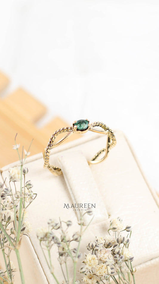 Anillo infinito trenzado piedra natural esmeralda -  Oro