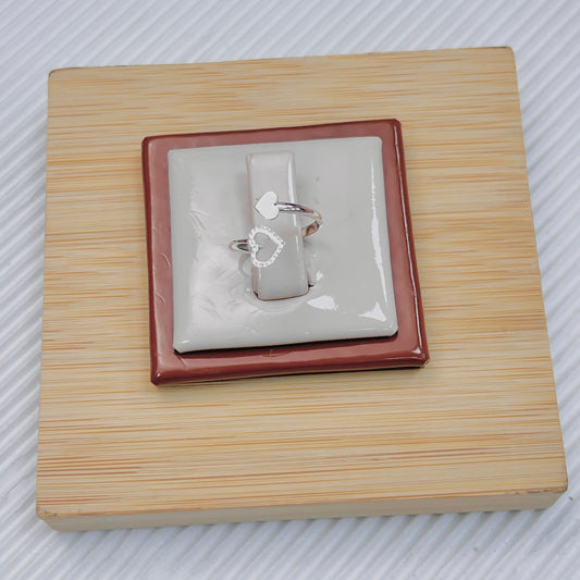 Anillo ajustable corazon calado puntos - plata