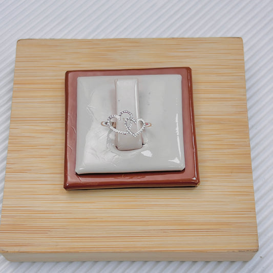Anillo corazones calados con puntos - plata