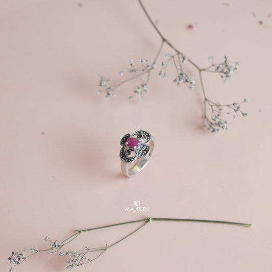 Anillo marquesita flor piedra rubí - Plata