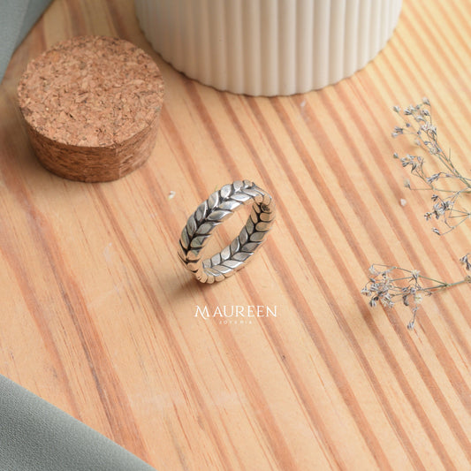 Anillo trenzado de hojas para hombre - Plata quemada