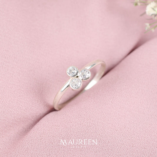 Anillo trebol circones - Plata