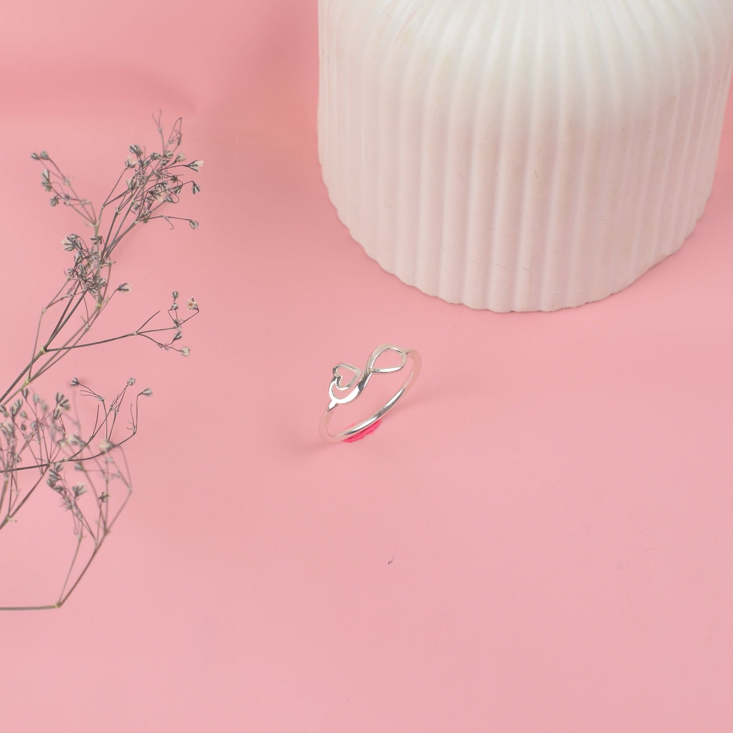 Anillo infinito con corazón - Plata