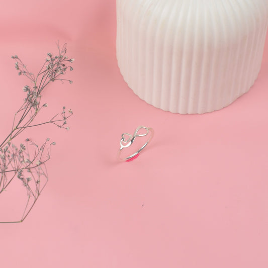 Anillo infinito con corazón - Plata