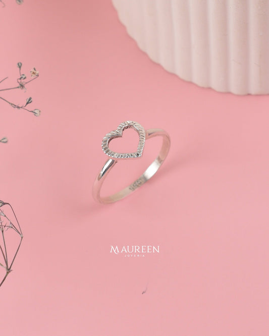 Anillo corazon texturado - Plata