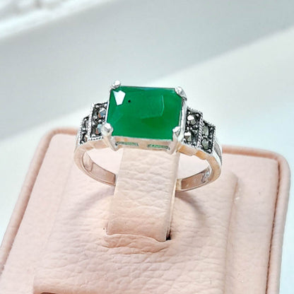 Anillo marquesita piedra central rectangular - Plata