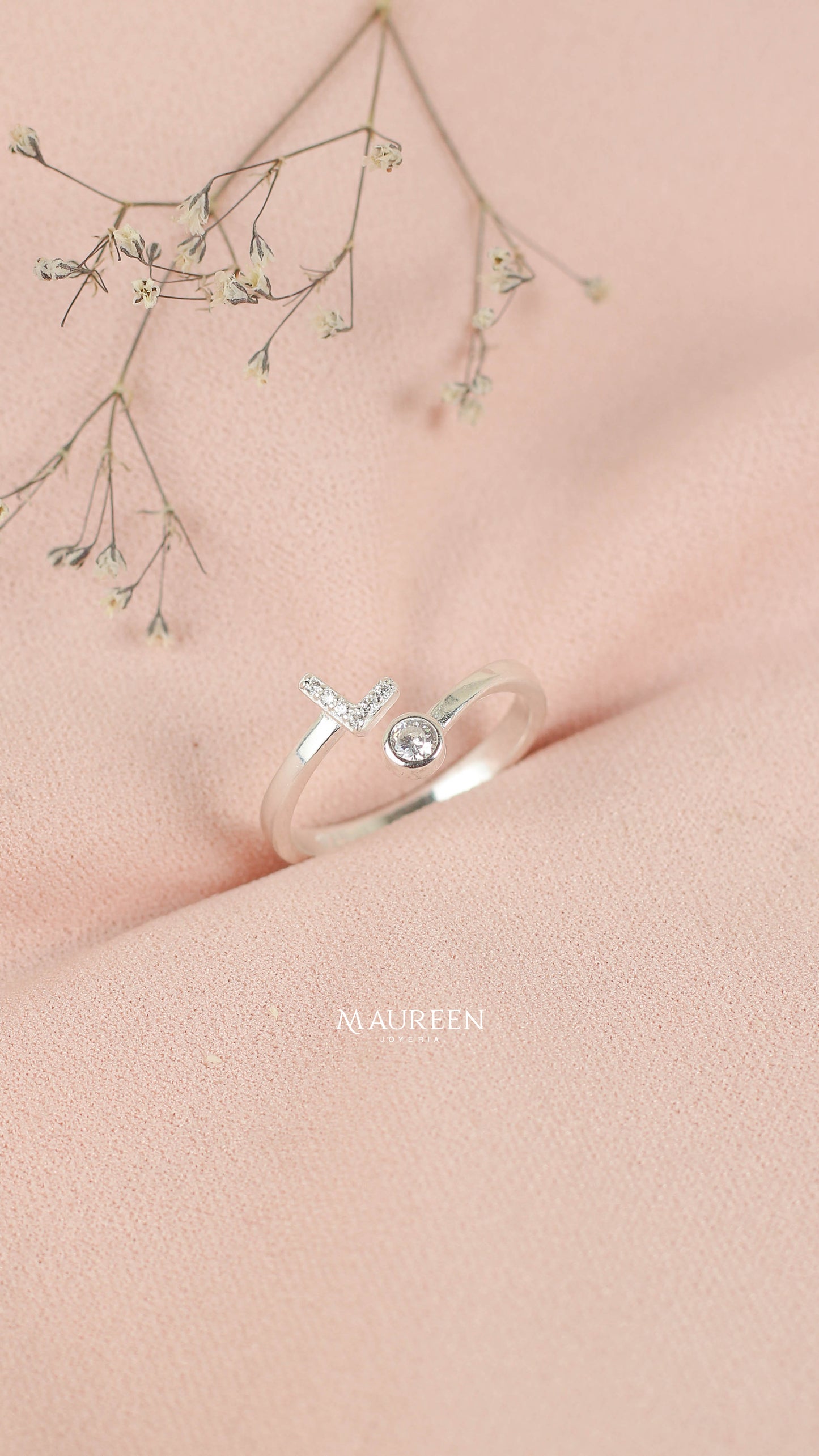 Anillo ajustable letras con punto de luz - Plata