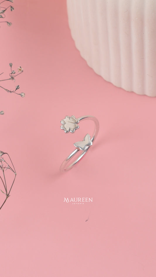 Anillo ajustable mariposa y trebol