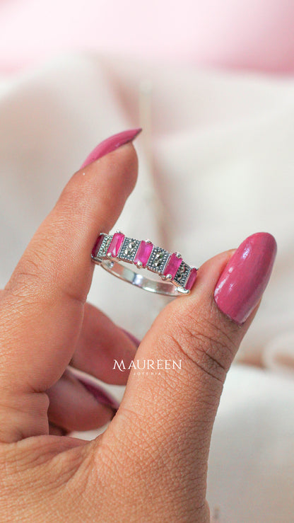 Anillo marquesita 5 rubi rectangulares - plata