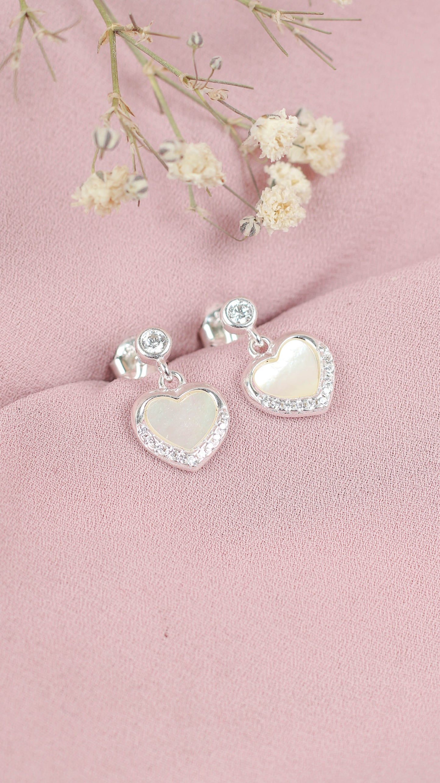 Arete con circón y corazón con nácar - Plata