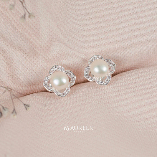 Arete flor con perla y circones - Plata