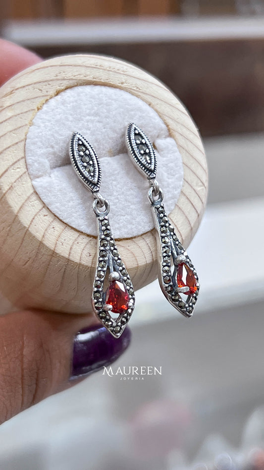 Arete colgante piedra granate marquesita gota-Plata