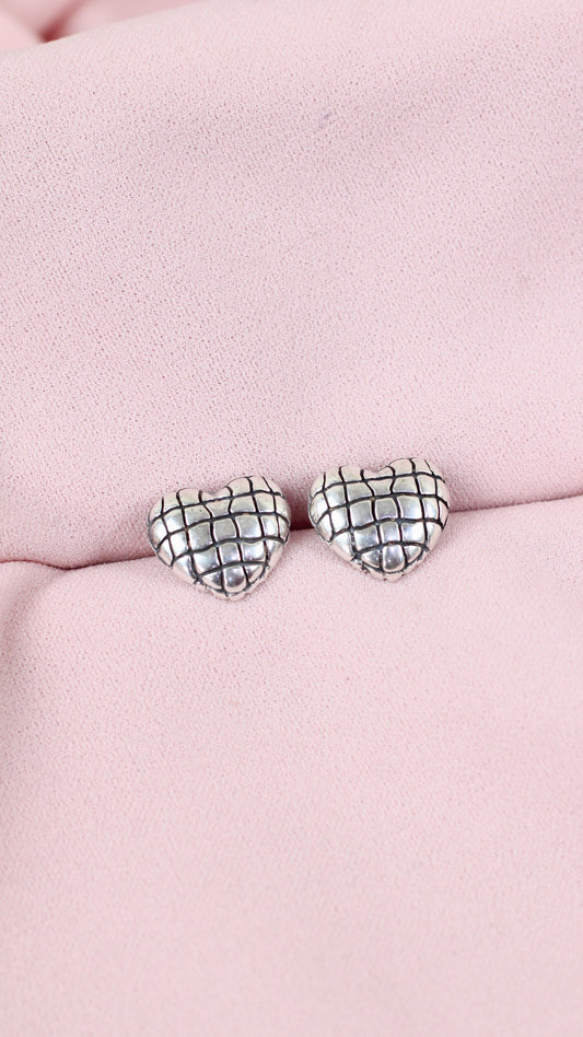 Arete corazon pegado - Plata quemada