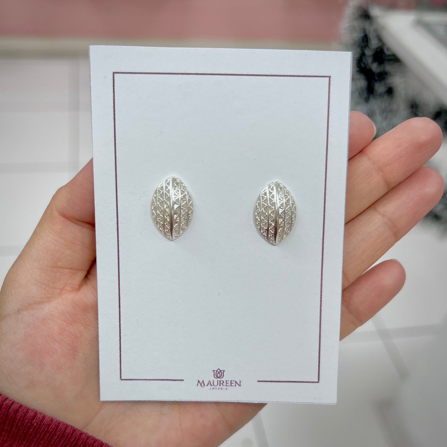 Arete hoja oval filigrana pegado - plata