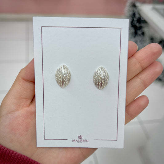Arete hoja oval filigrana pegado - plata