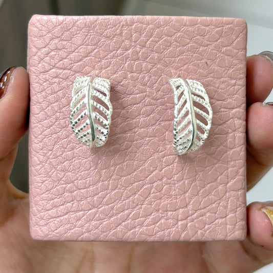 Arete hoja calada doblada pegado - plata