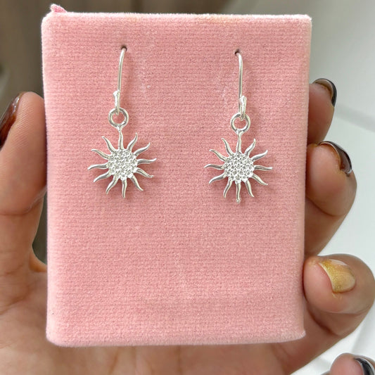 Arete sol centro martillado colgante - plata