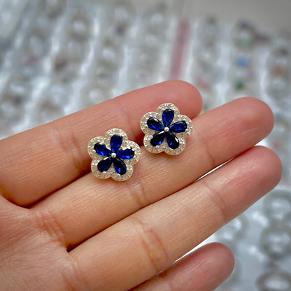 Arete flor con circones pegado - Plata