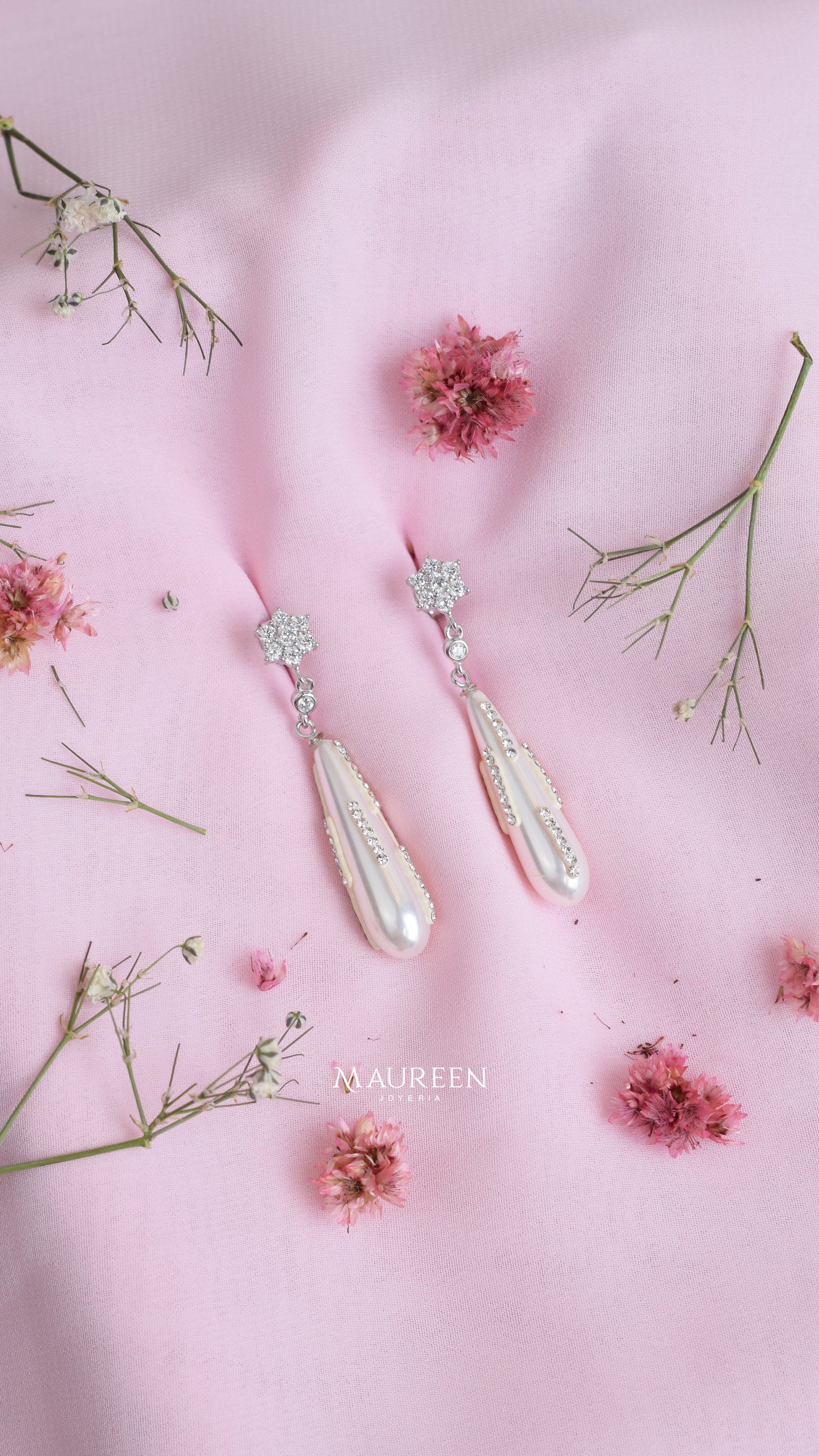 Arete perla gota con puntos flor circones - Plata