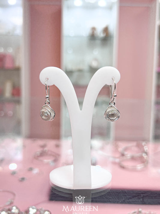Arete rosa de papel colgante -   Plata