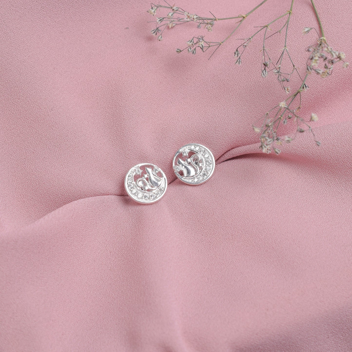 Arete luna y gato con circones  - Plata