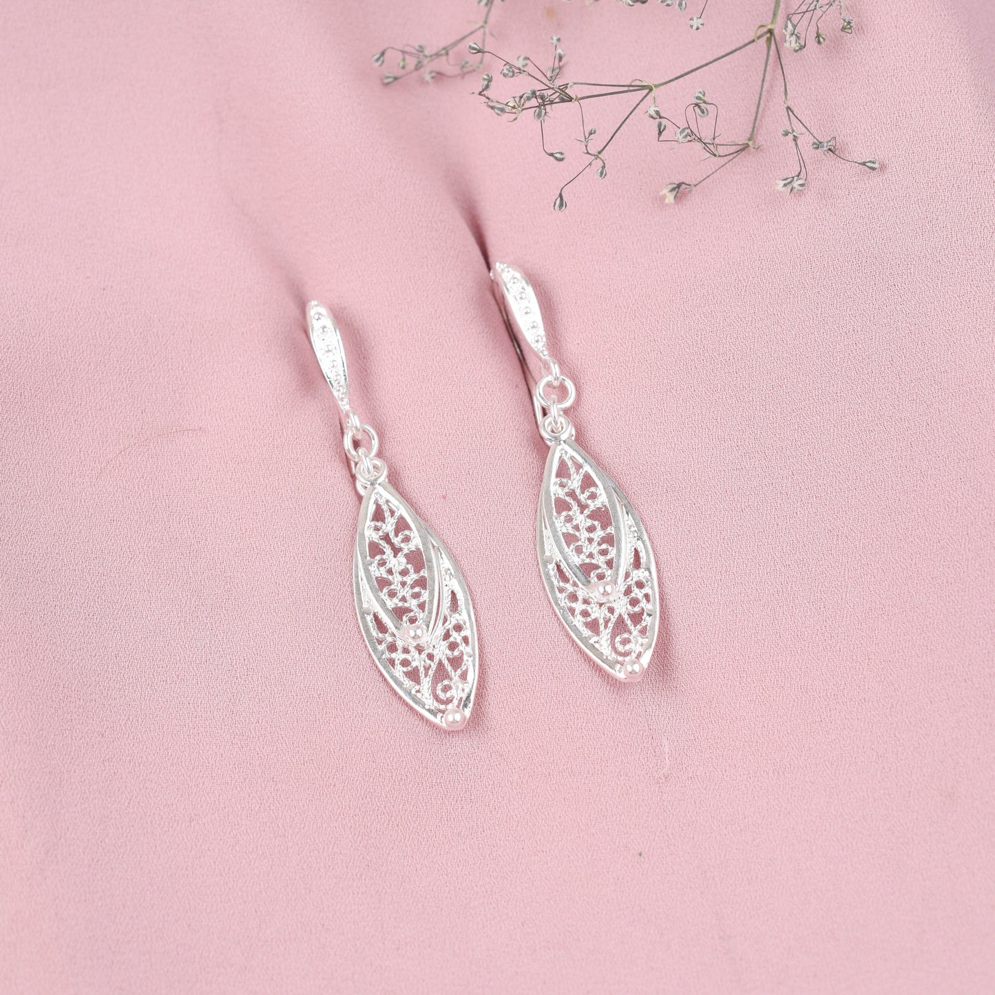 Arete hoja tejida colgante - Plata