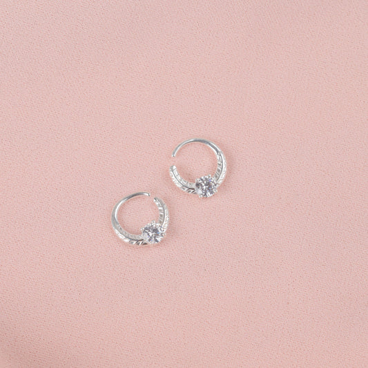 Arete piercing hoja con circon - Plata