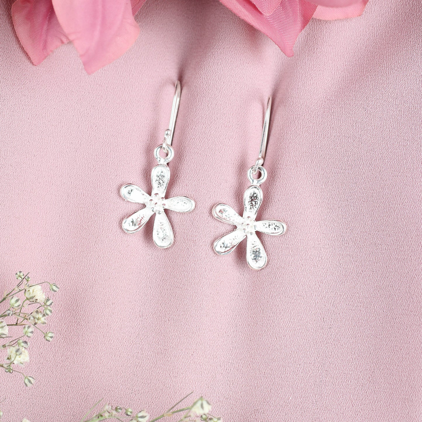 Arete flor 5 petalos separados - Plata