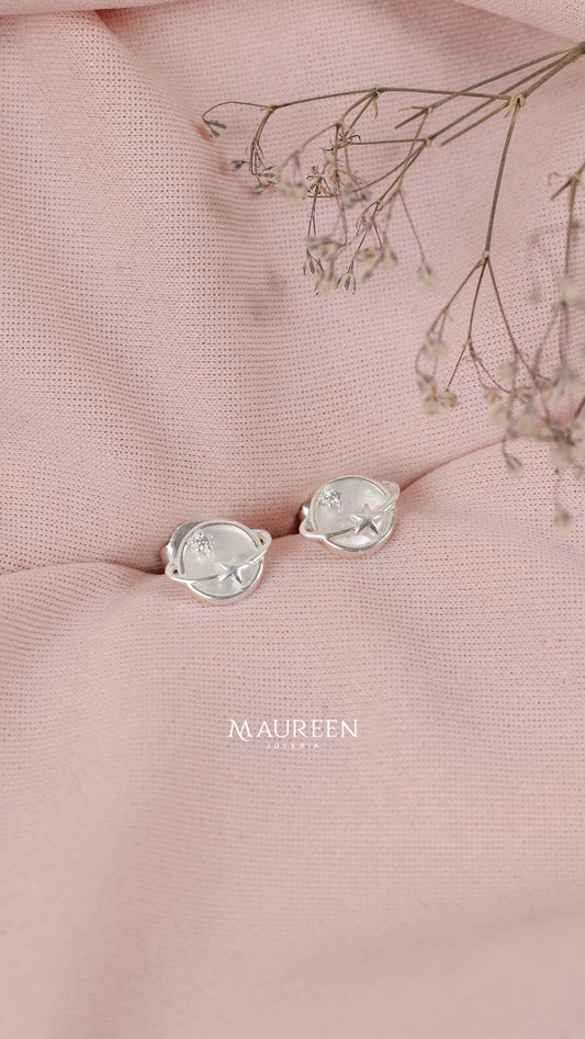 Arete saturno con nacar pegado - Plata