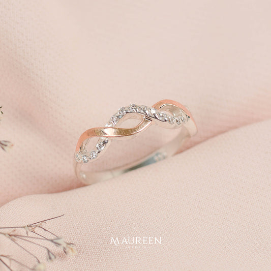 Anillo churmebla infinito con circones - Plata/Oro