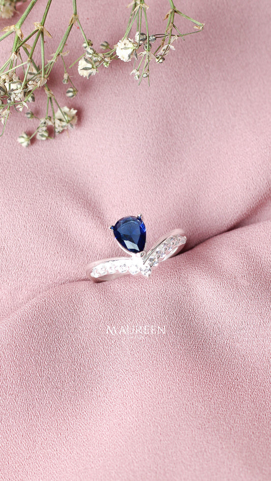 Anillo de corona con safiro gota  - Plata