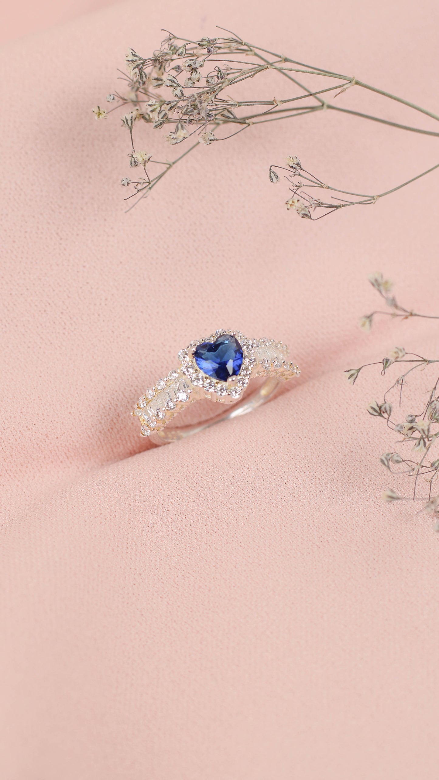 Anillo promesa corazon con mini circones - Plata