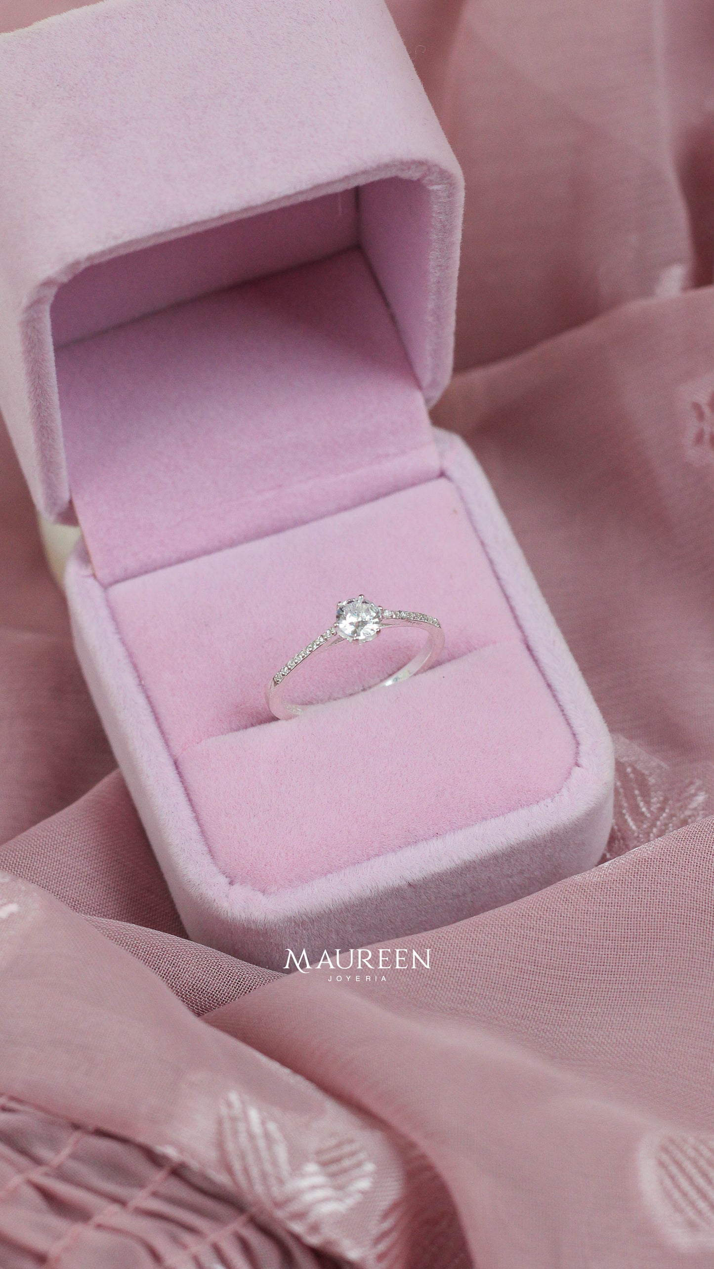 Anillo compromiso con mini circones  - Plata
