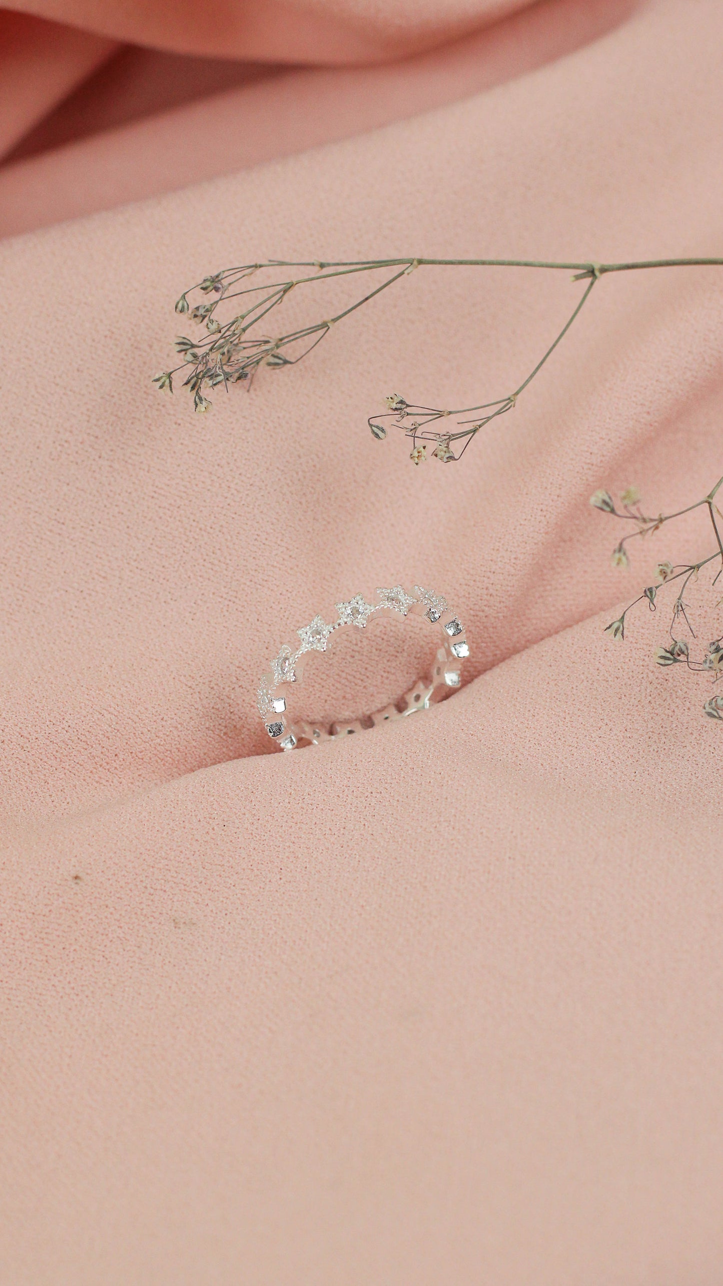 Anillo churumbela estrellas con circones - Plata