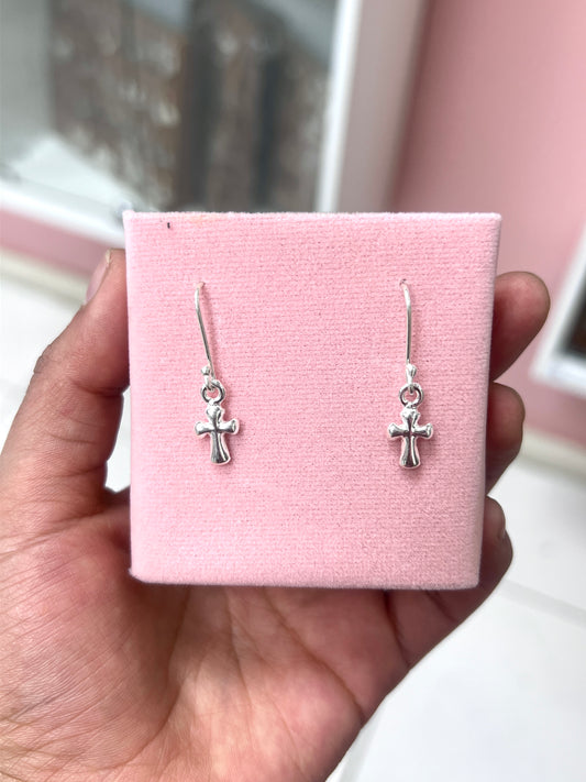 Arete mini cruz bombacha colgante - Plata