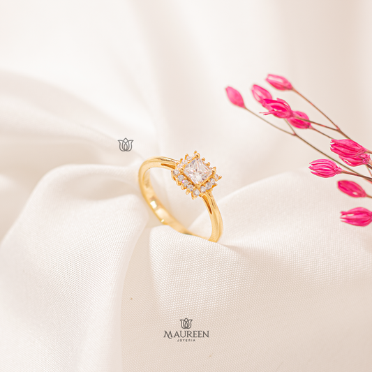 Anillo de compromiso cuadrado con circon - Oro