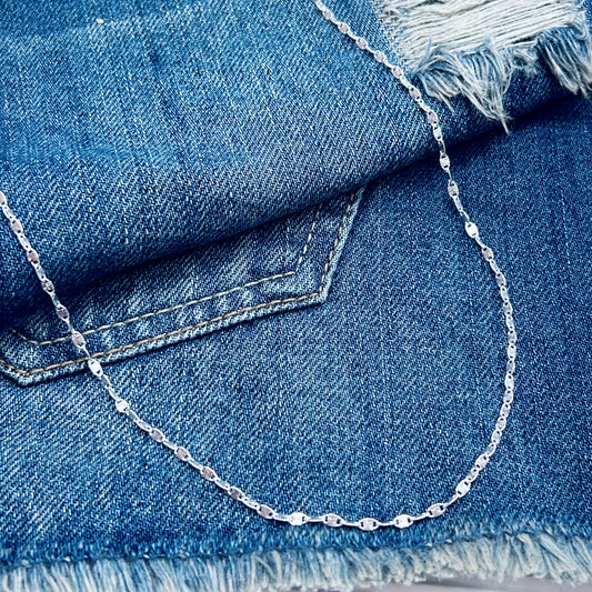 Cadena rosario rayada - plata