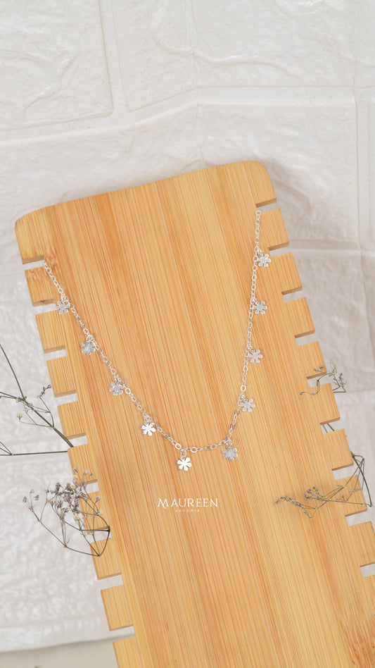 Collar con dijes - 10 flores - Plata